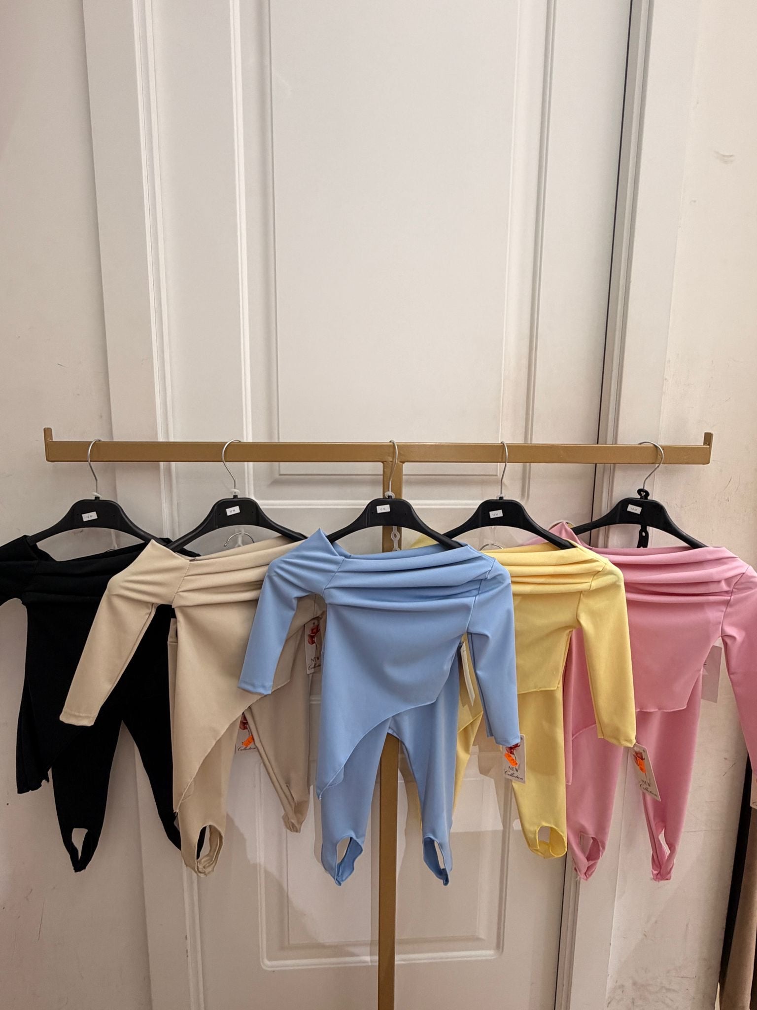 Coordinato slim con ghette neonata